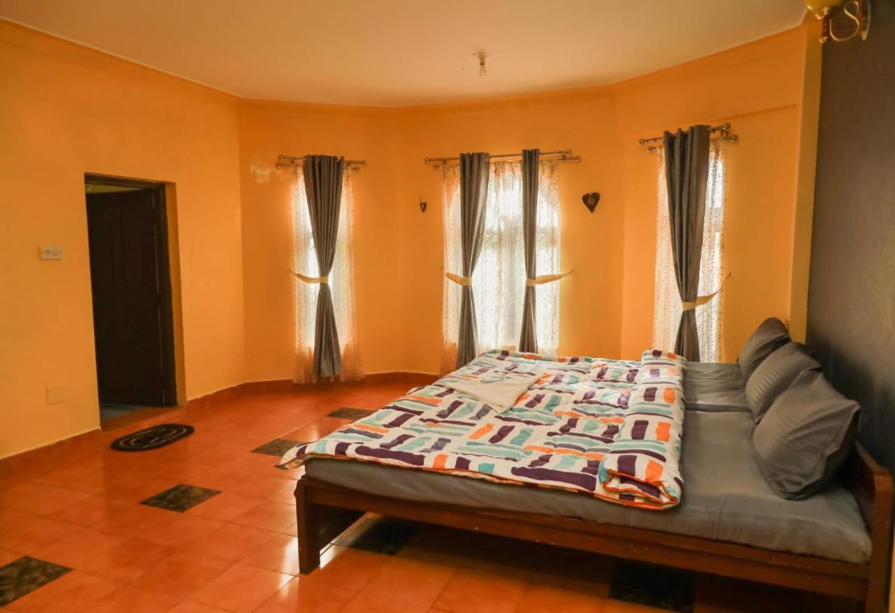 Bob Leisure Hotel Ooty Bagian luar foto