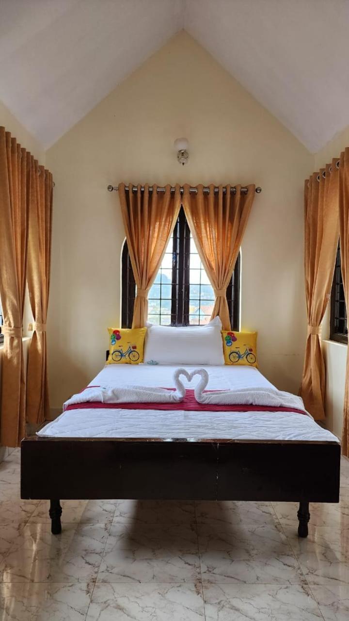 Bob Leisure Hotel Ooty Bagian luar foto