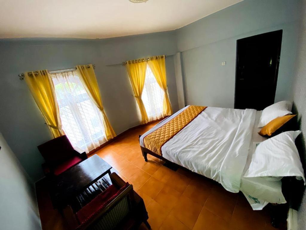 Bob Leisure Hotel Ooty Bagian luar foto