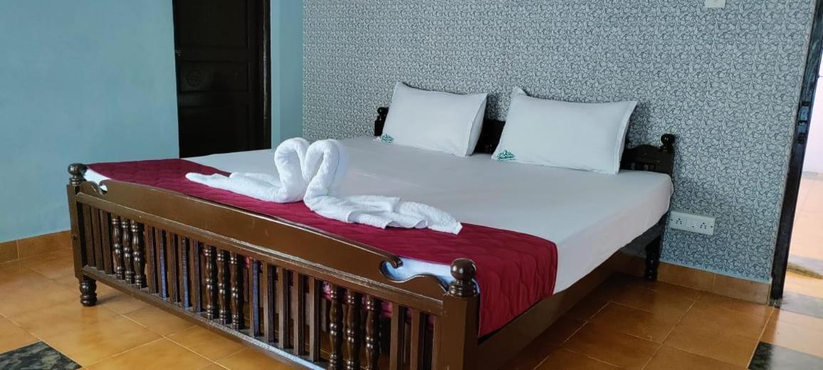 Bob Leisure Hotel Ooty Bagian luar foto