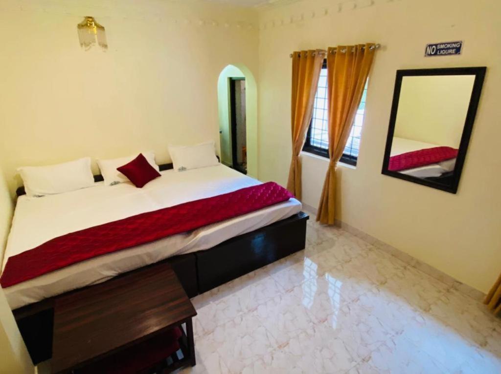 Bob Leisure Hotel Ooty Bagian luar foto