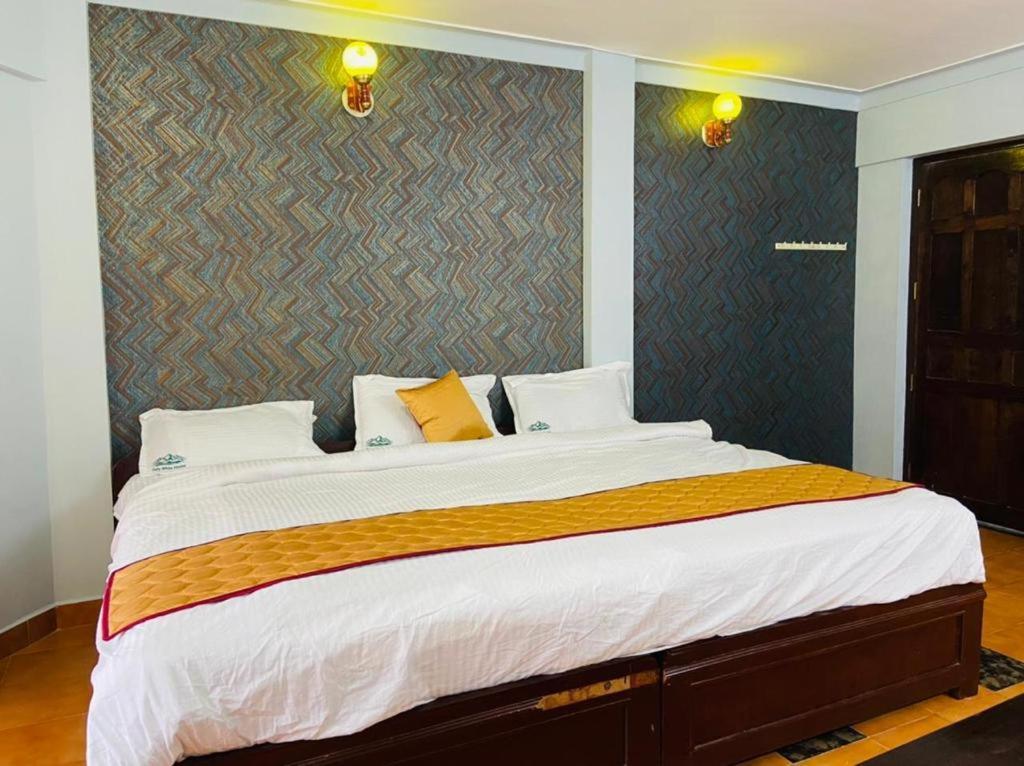 Bob Leisure Hotel Ooty Bagian luar foto