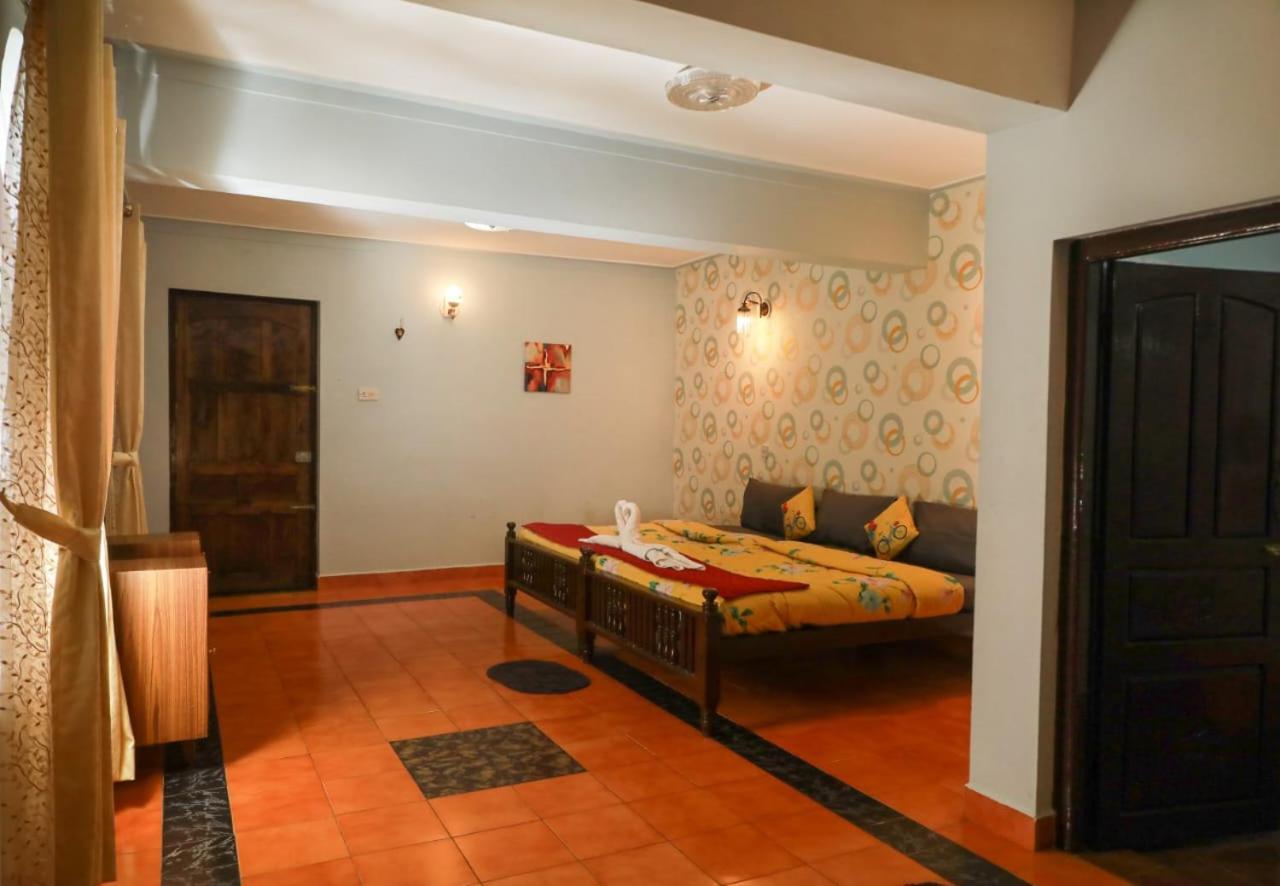 Bob Leisure Hotel Ooty Bagian luar foto